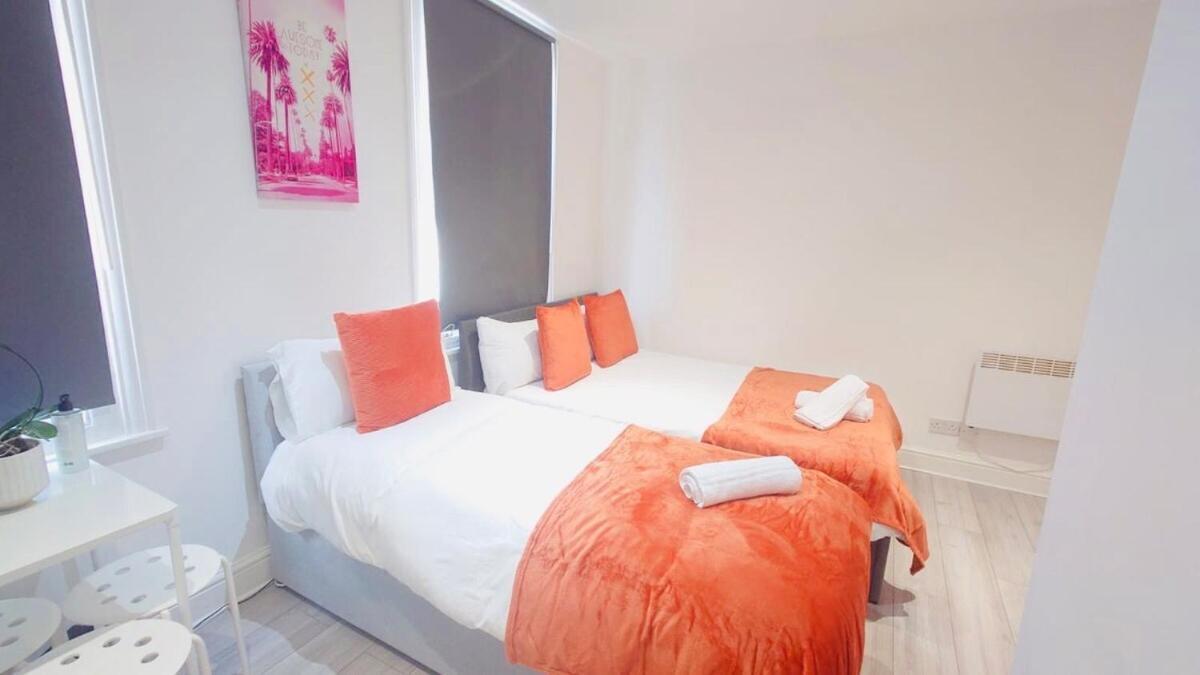 Comfort Camden Studio Apartments Londen Kamer foto
