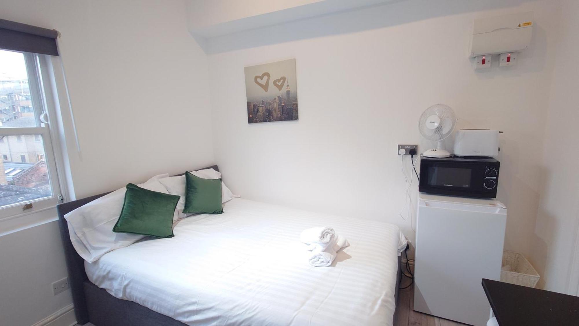 Comfort Camden Studio Apartments Londen Buitenkant foto